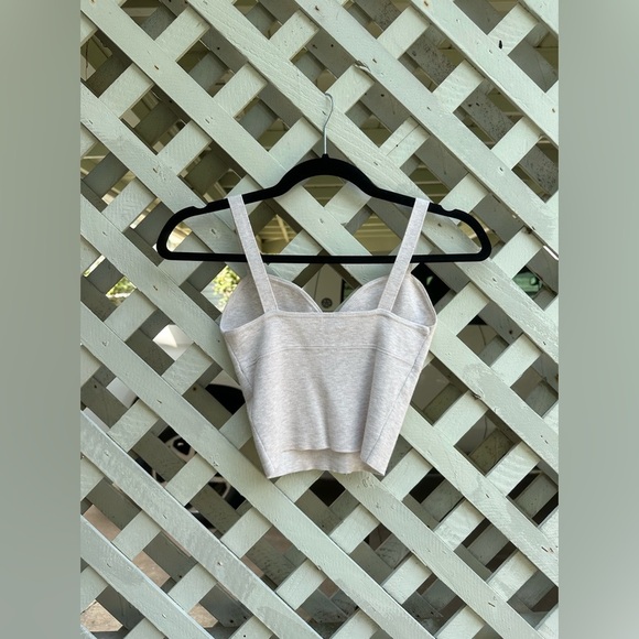 ❤️Aritzia Wilfred Sicily Sweater Tank Top - Picture 9 of 9